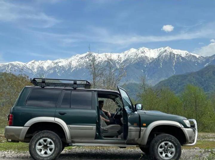 Гостевой Дом "Амза" Bed & Breakfast Tqvarcheli ภายนอก รูปภาพ